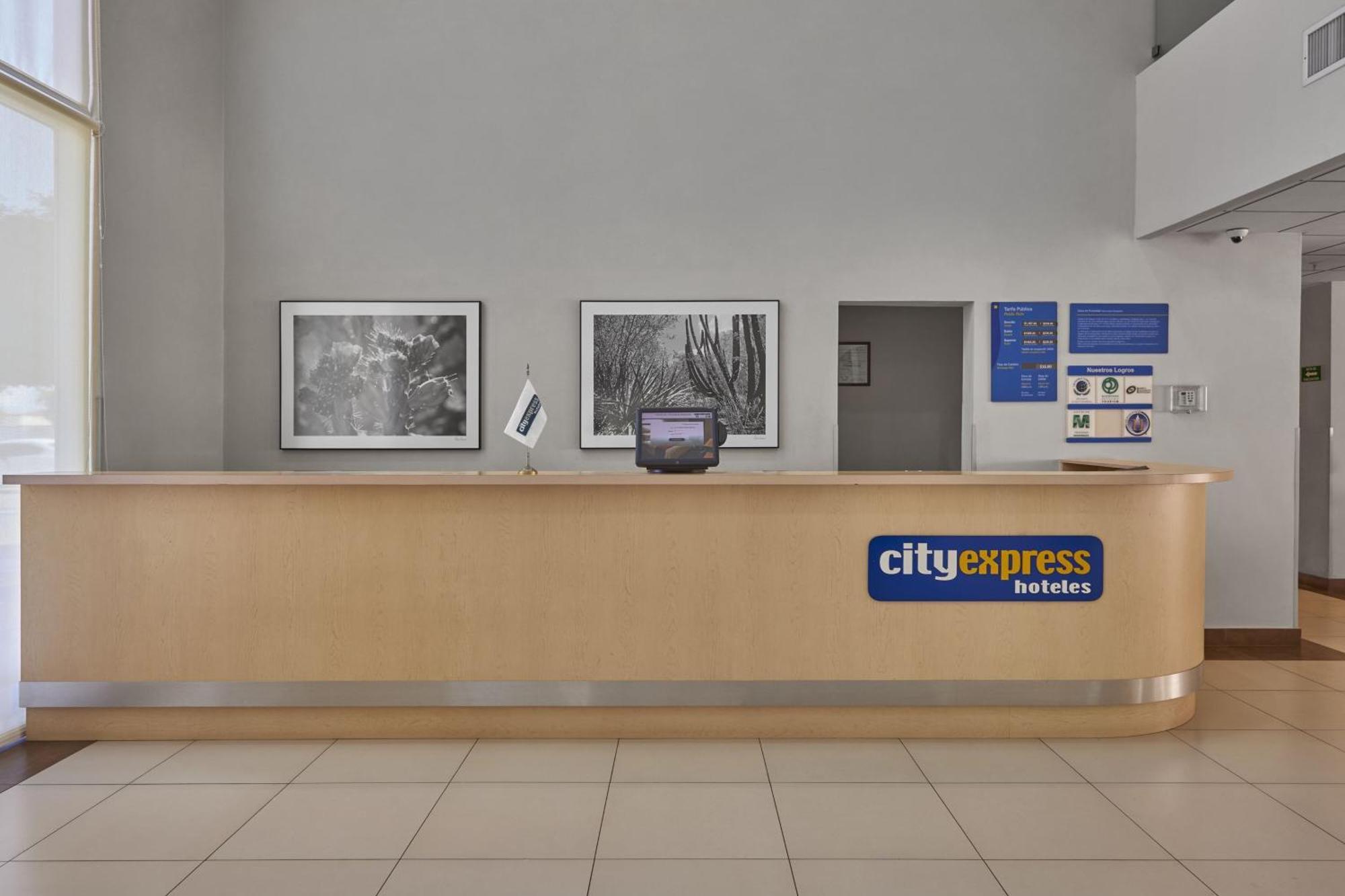 City Express By Marriott Ciudad Obregón Εξωτερικό φωτογραφία