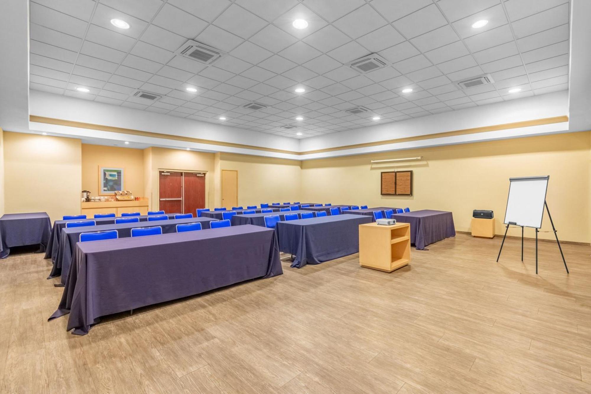 City Express By Marriott Ciudad Obregón Εξωτερικό φωτογραφία