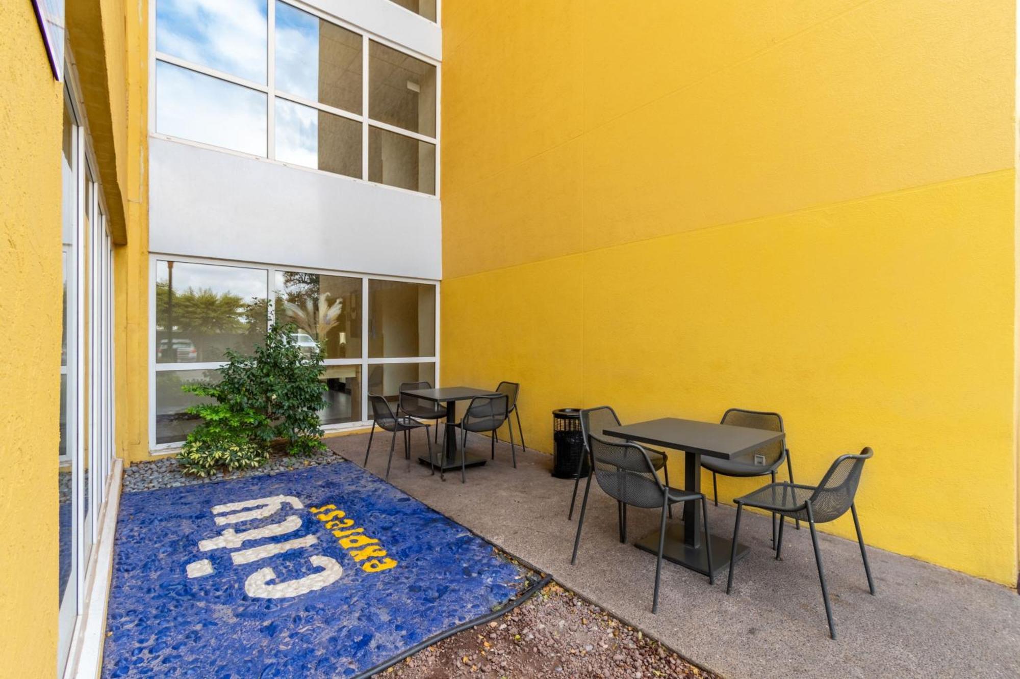 City Express By Marriott Ciudad Obregón Εξωτερικό φωτογραφία