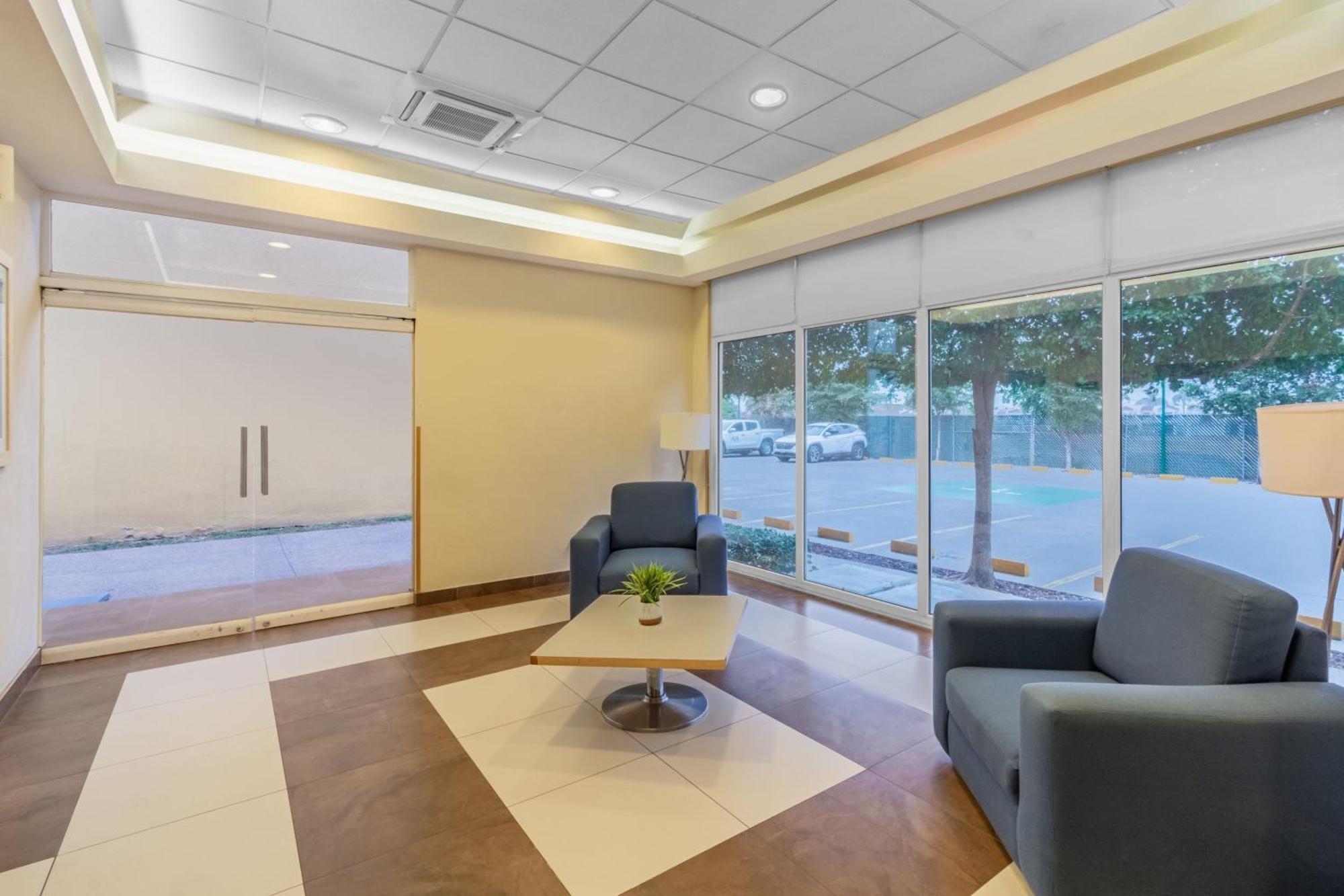 City Express By Marriott Ciudad Obregón Εξωτερικό φωτογραφία