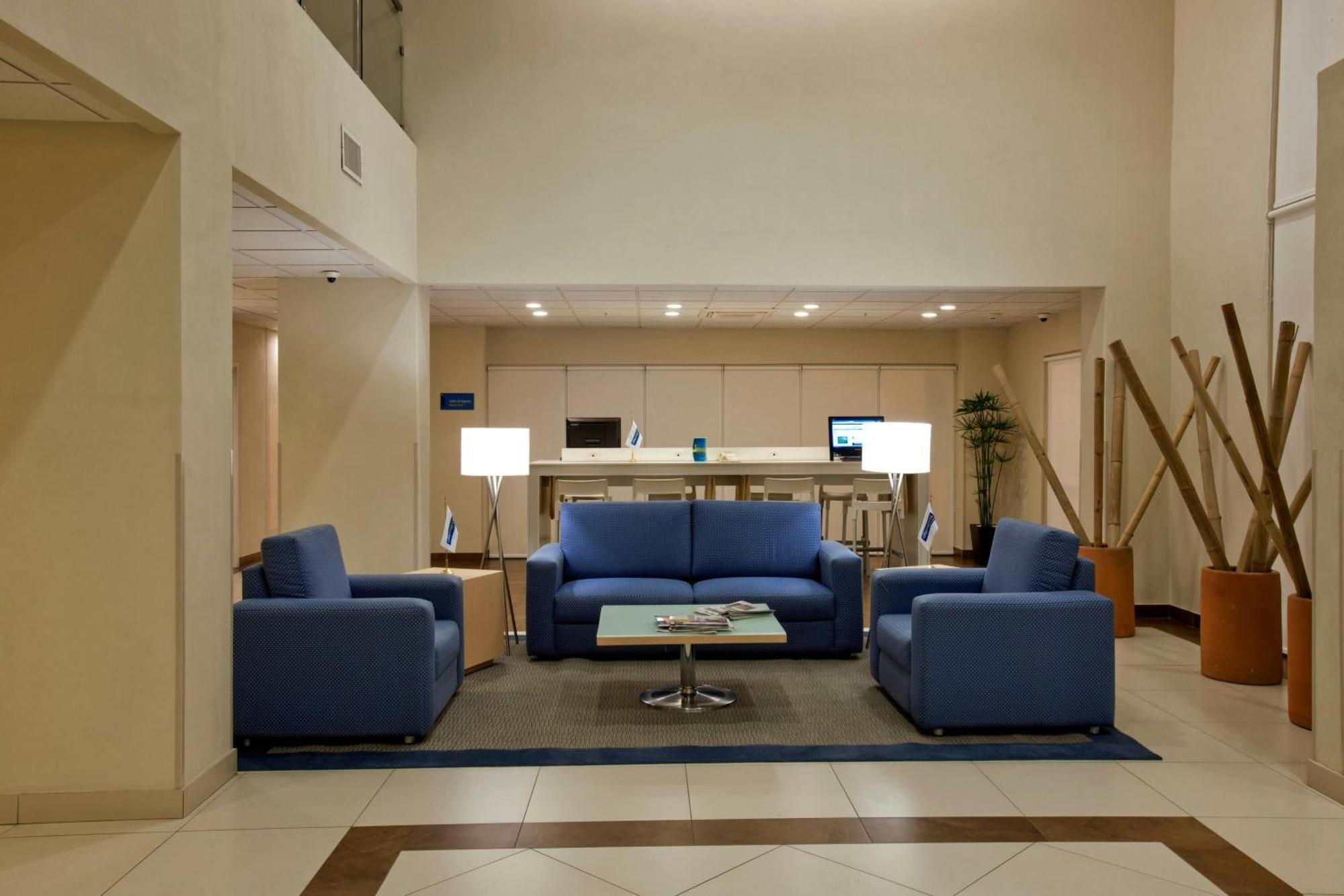 City Express By Marriott Ciudad Obregón Εξωτερικό φωτογραφία